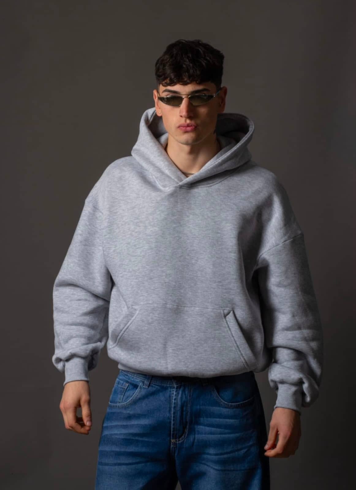 Buzo Essential Gris